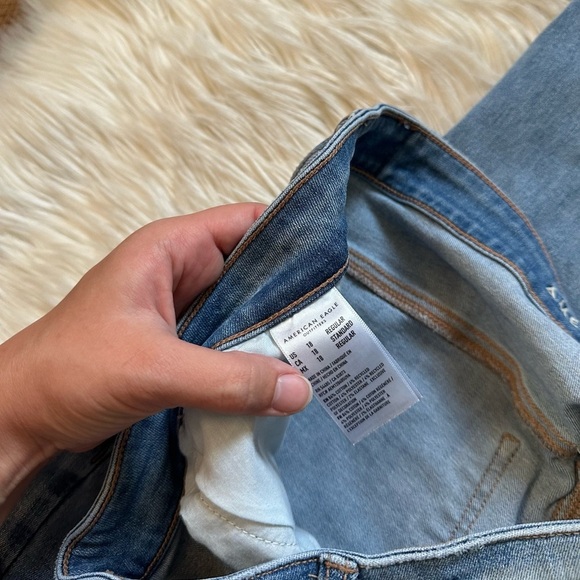 AMERICAN EAGLE High-Rise Jegging - Picture 3 of 6